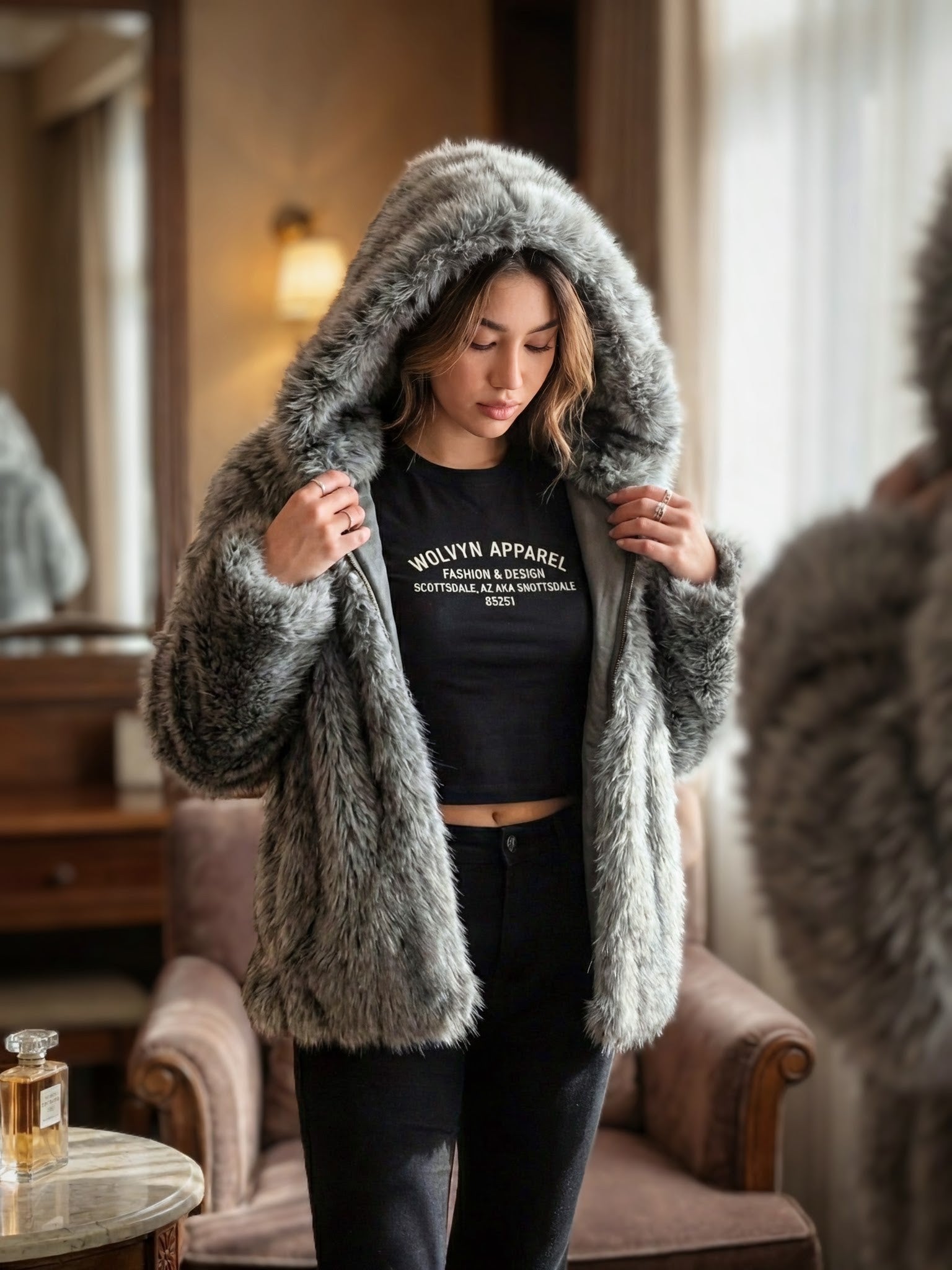 Wolvyn Apparel Ladies Essential Bodycon Crewneck T-Shirt - Wolvyn Apparel